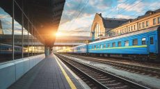 На школьные каникулы назначили дополнительный поезд из Харькова в Карпаты