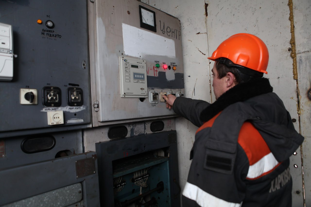 У Липці на Харківщині повернули світло після обстрілів