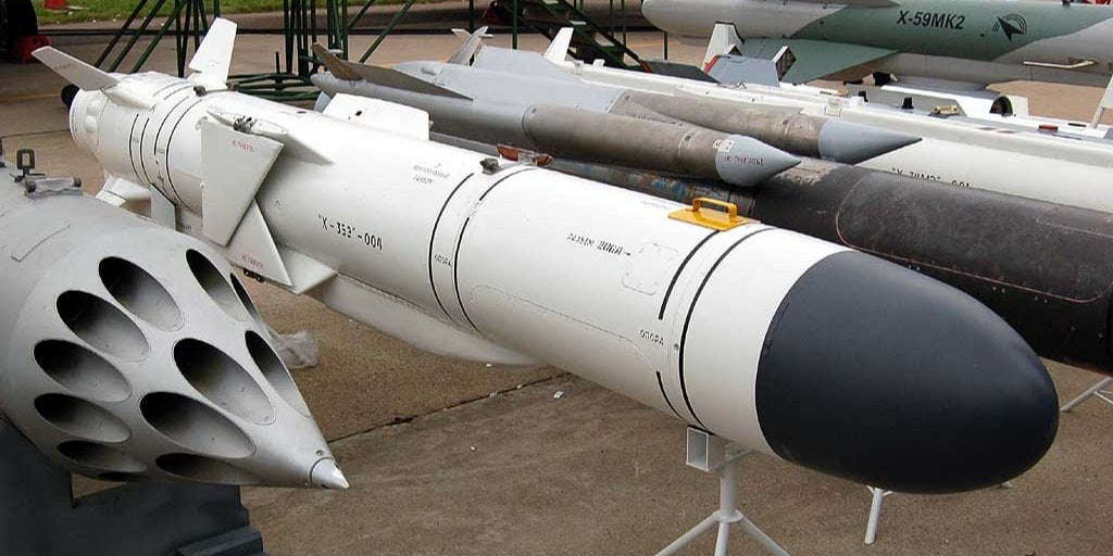По Харькову ударили противокорабельной ракетой Х-35: в полиции уточнили данные