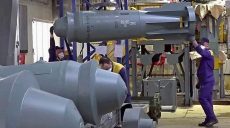 В РФ начали массово производить самую тяжелую планирующую бомбу ФАБ-1500-М54