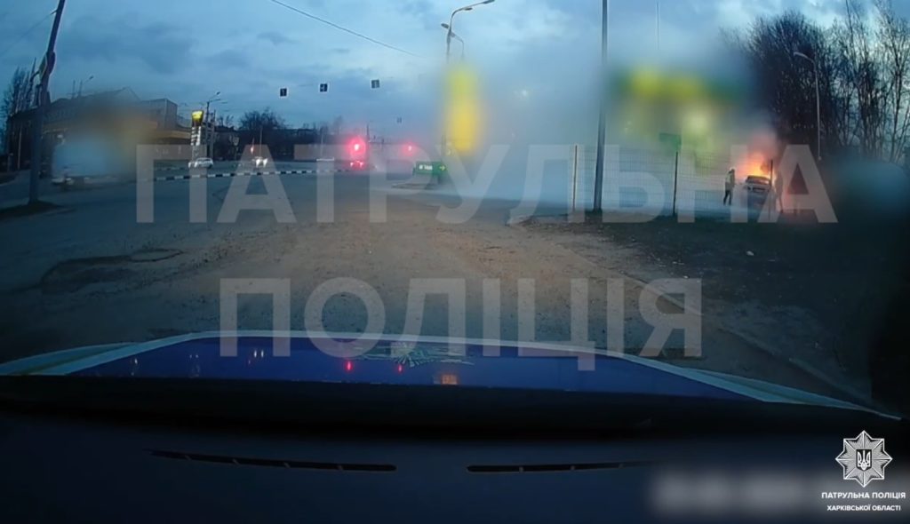 Машина спалахнула на АЗС у Харкові (відео)