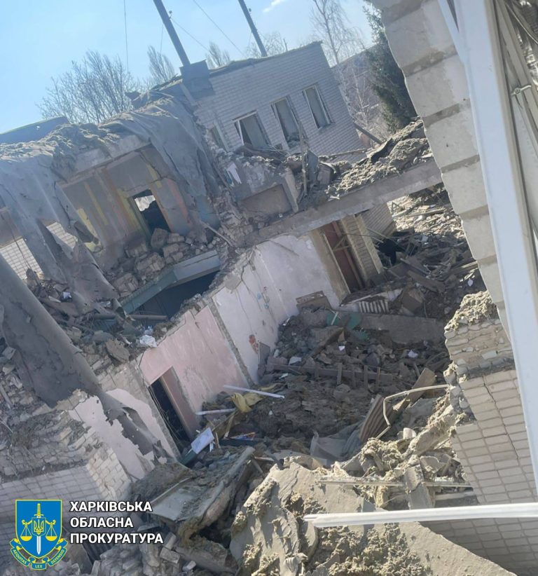 Ракетна атака на Борову, де загинула дитина: поранена пенсіонерка, наслідки