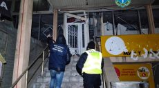 Били С-300: в Чугуеве поврежден дом, автовокзал, гостиница и магазины (фото)