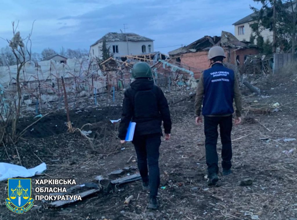 До города под Харьковом долетела КАБ: повреждены 20 частных домов (видео)