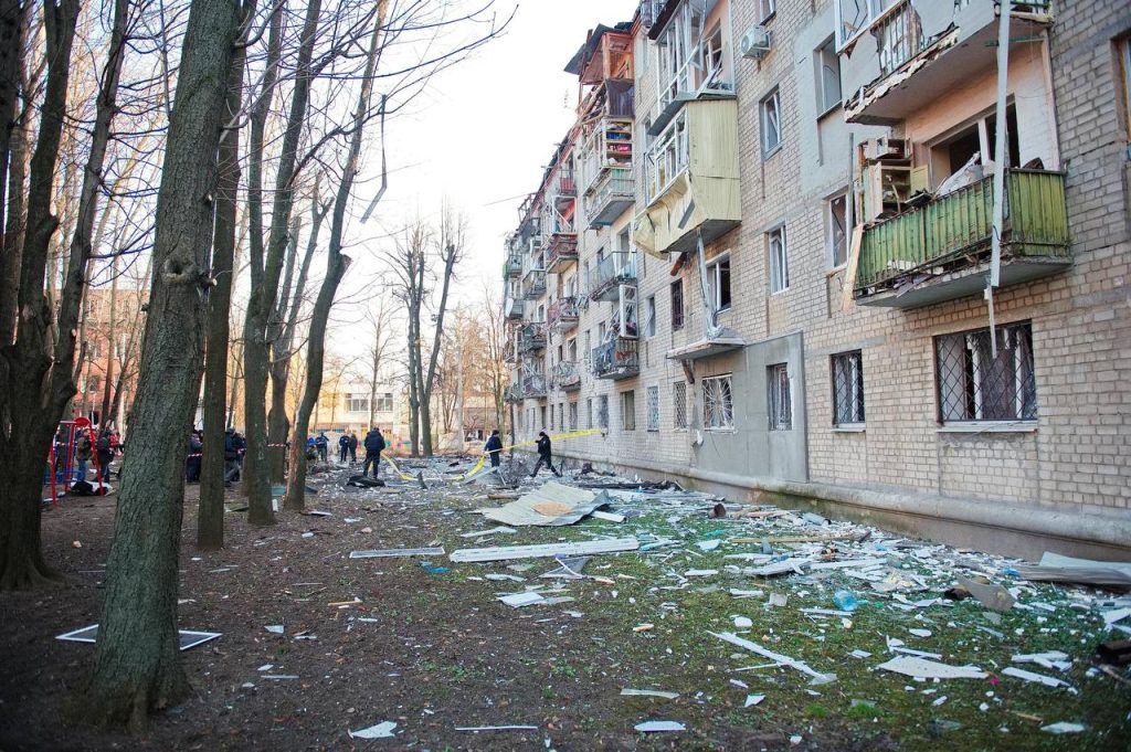 Синегубов — о состоянии раненых и отселении жильцов поврежденных домов (видео)