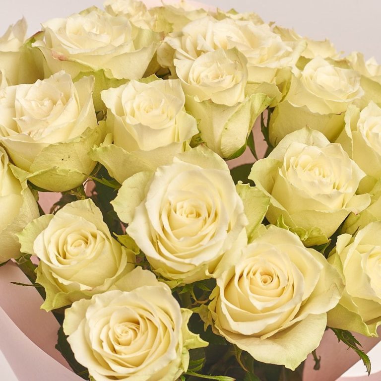 Чарівний світ троянд: ідеальні букети та їх поєднання