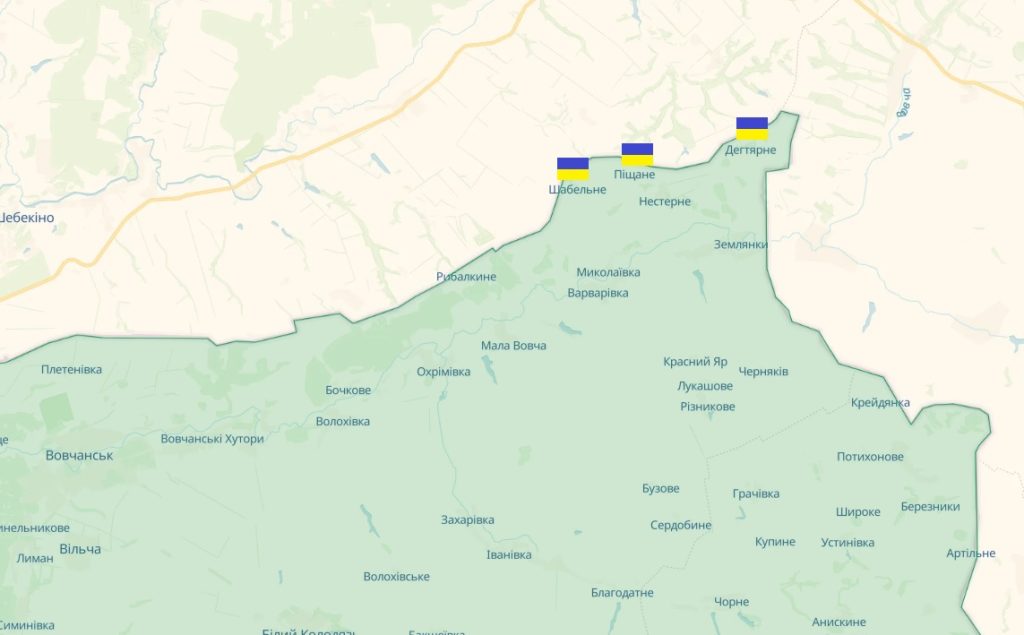 Прапор України підняли в трьох селах біля кордону Харківщини та РФ (відео)