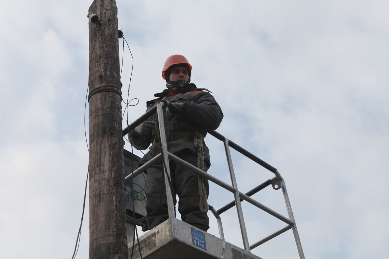 12 тысяч семей на Харьковщине без электричества из-за атаки РФ – Зеленский