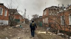 Поранено літнього чоловіка – РФ скинула КАБ на Вовчанськ на Харківщині (фото)
