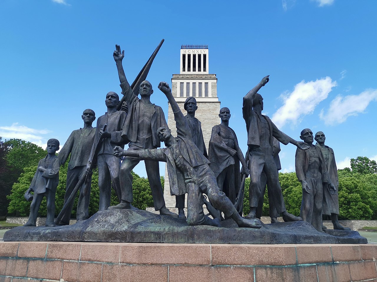 Пам'ятник жертвам Бухенвальда у Німеччині