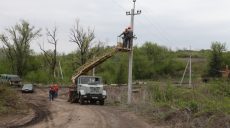 Без світла понад 2 роки: у розбите село на Харківщині повернули електрику
