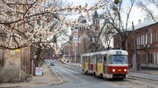 Головні новини Харкова 13.04: росіяни атакували “швидку”, поранений водій