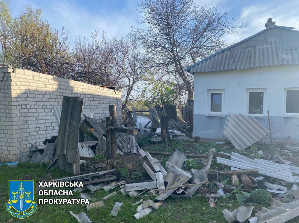Ранен водитель «скорой» — россияне атаковали дроном село на Харьковщине