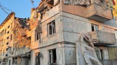 85-летняя женщина погибла в Купянске, россияне попали в 4-этажный дом (фото)