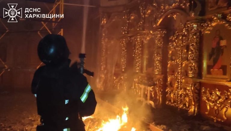 Волчанск полдня горел от обстрелов, под Харьковом ударила С-300: данные ХОВА
