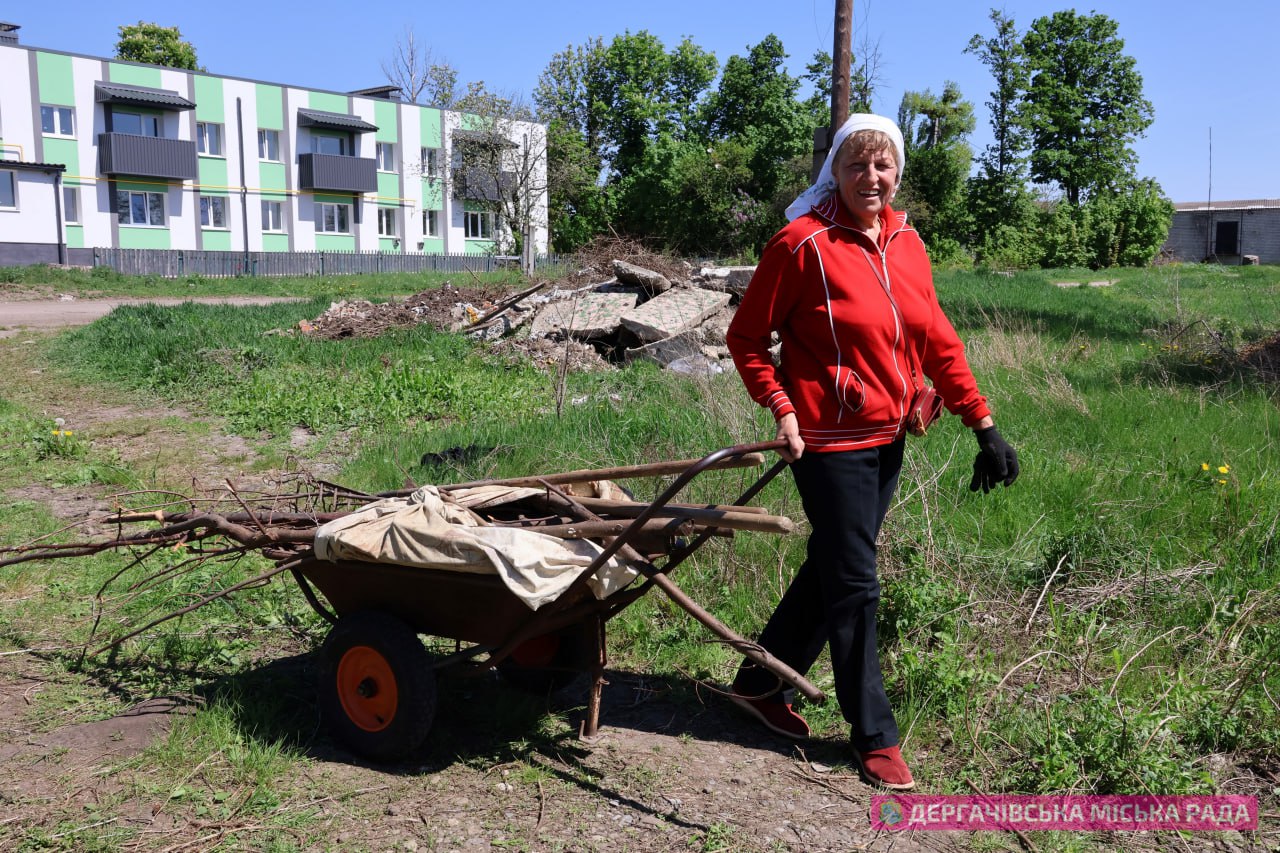 Уборка в Русской Лозовой на Харьковщине 2