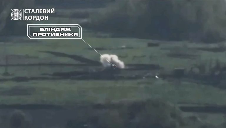 На Харківському напрямку знищили три російські бліндажі (відео)