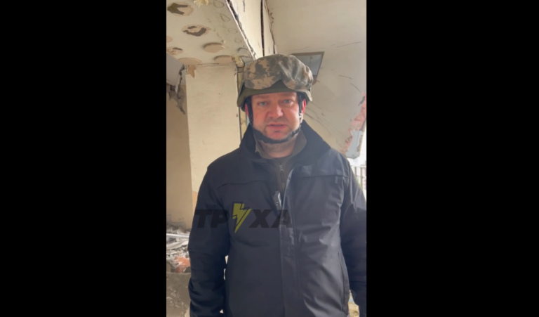 Один УМПБ ударил в дом в центре Харькова, еще два — по Алексеевке — Фильчаков