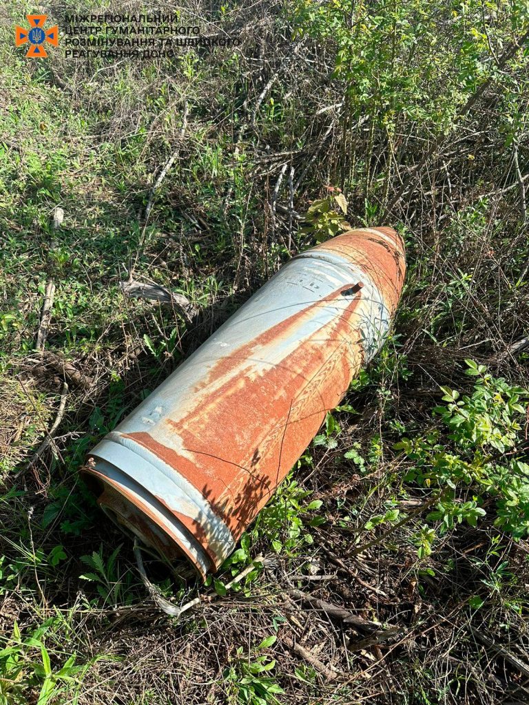 У Куп’янську знайшли нерозірвану авіабомбу, її знищили сапери (момент вибуху)