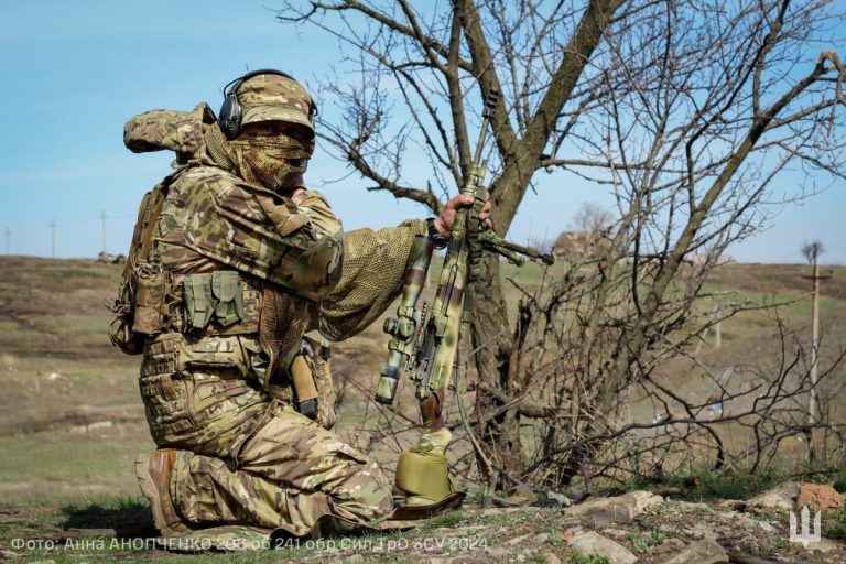 Сили оборони відбивають атаку ворога на Харківщині, Генштаб про втрати РФ