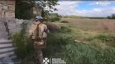 Как украинские пограничники прорываются к своим в Волчанске (видео)