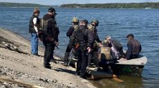 Евакуація з прикордоння Харківщини: кадри з Липців і Вовчанська (відео)