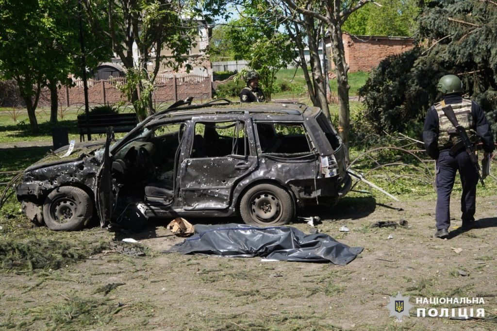 Авіаудар по Золочеву на Харківщині: відомо вже про 13 постраждалих