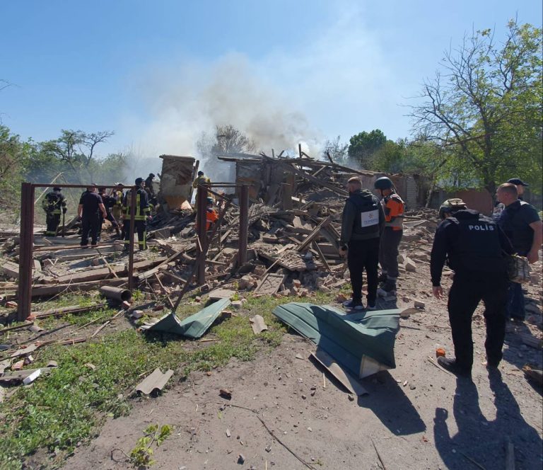 Два частных дома разрушены в результате обстрела Харькова – Клименко (фото)