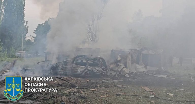Горіли дача, гаражі та ліси: 8 пожеж викликали росіяни на Харківщині за добу