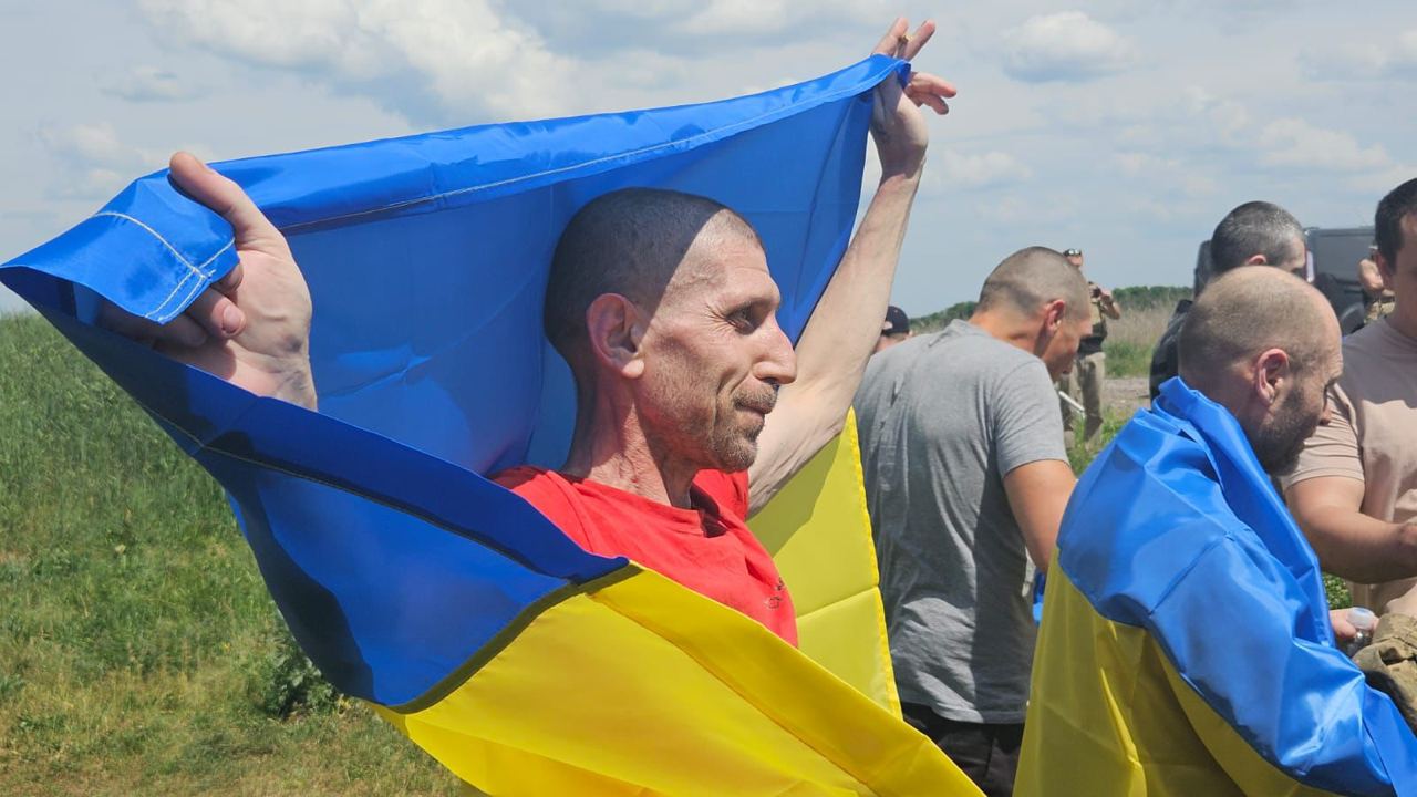 Шестеро жителів Харківщини повернулися сьогодні з полону – ХОВА (відео)