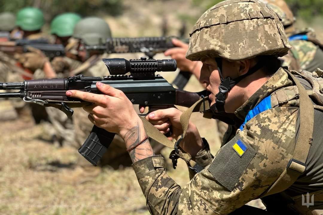 Враг давит на Купянском направлении и активно бомбит север Харьковщины — ГШ