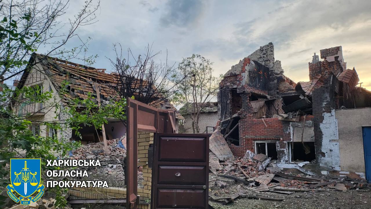 Авиаудары по селам Харьковщины: погибла женщина, разрушены дома и детсад