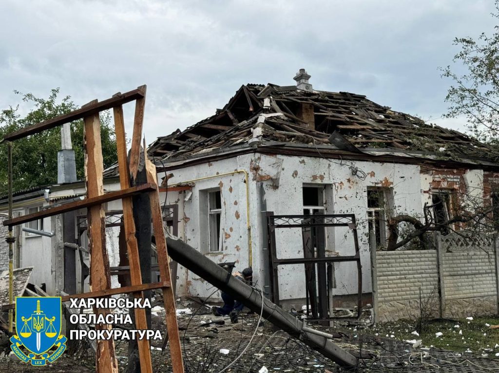 Удары по Дергачам с десятью пострадавшими: прокуратура сообщила детали (фото)