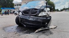 ДТП с пострадавшими в Лозовой: столкнулись два авто, одно – перевернулось