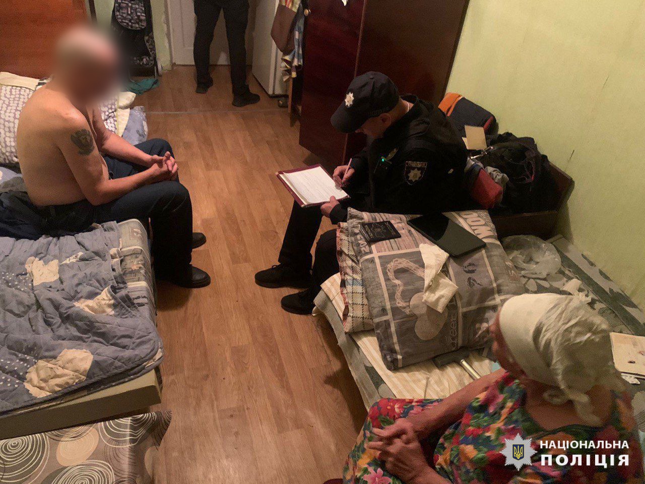 У Харкові покарали чоловіка, який п’яним погрожував 85-річній матері