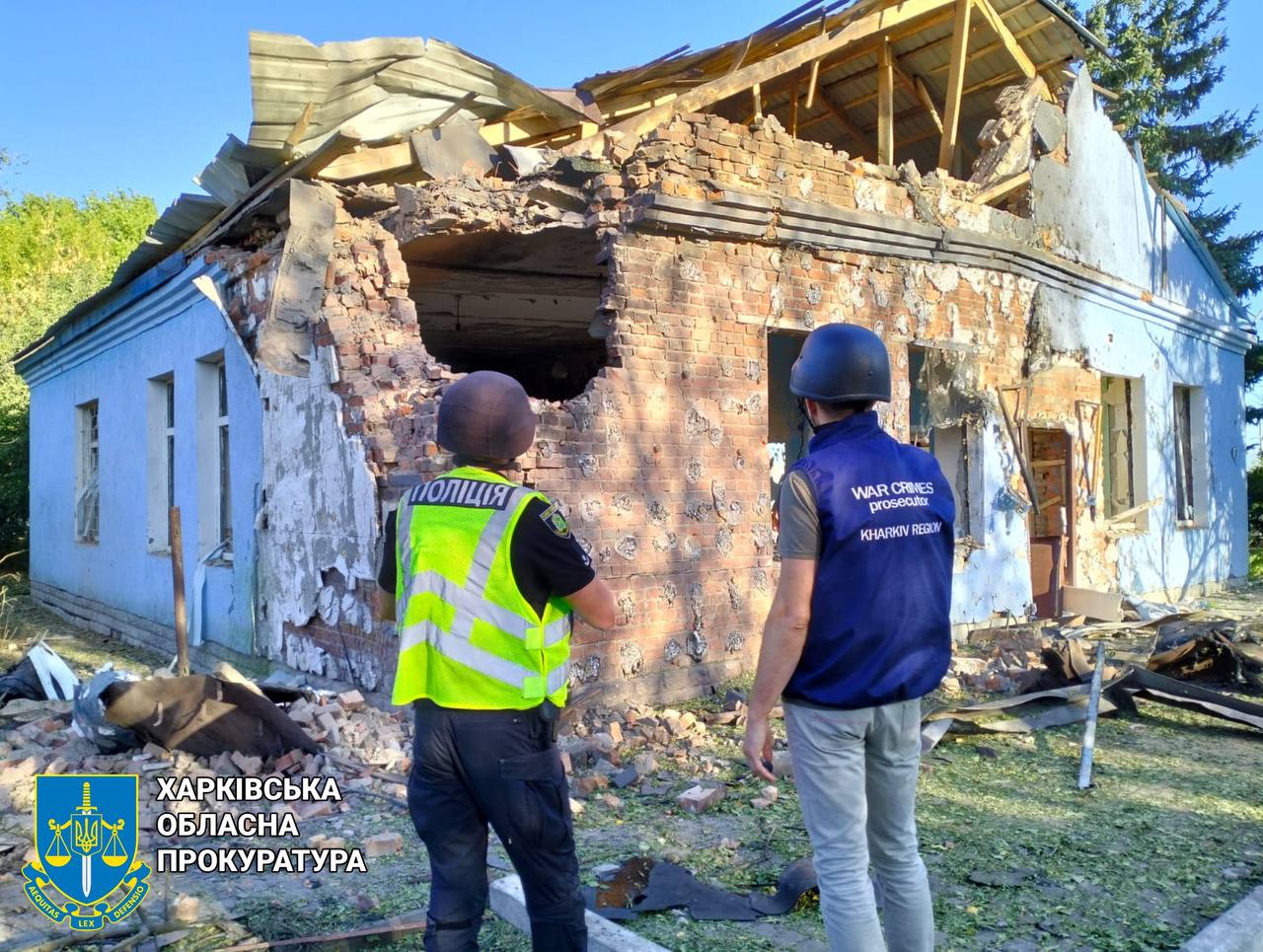Последствия ударов по Люботину и Ольшанам показала прокуратура (фото)