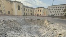 Разрушено учебное заведение, пострадали двое: РФ ударила КАБом по Купянску