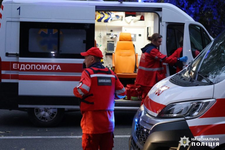 Погибший и раненый – россияне ударили дроном по автомобилю на Харьковщине