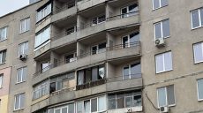 Вражеский БпЛА ударил днем по Салтовке: пострадали две женщины, последствия