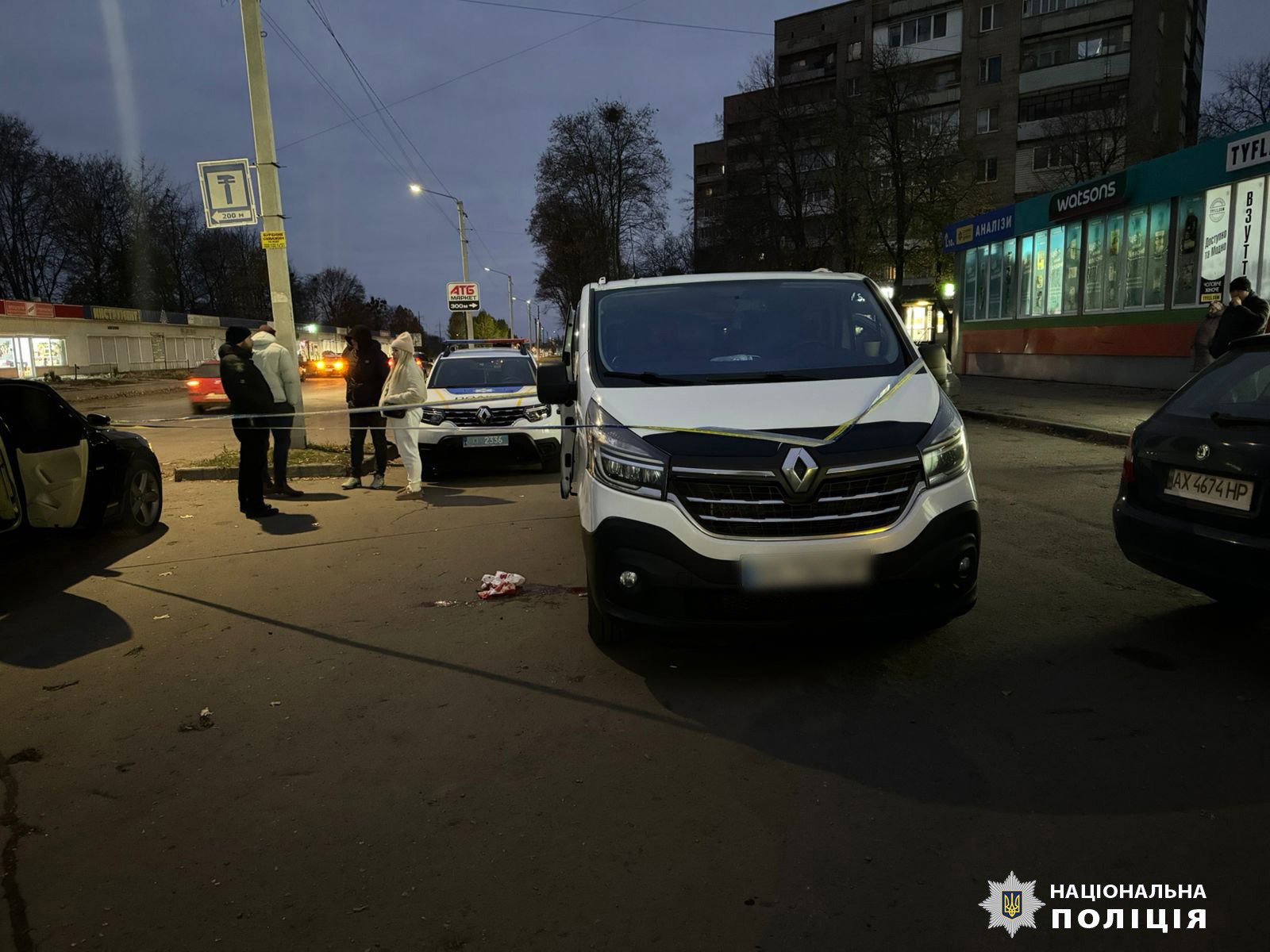 Побежала и попала под колесо: двухлетняя девочка погибла на Харьковщине (фото)