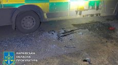 «Скорая» повреждена из-за вражеской атаки Купянска: ранен водитель (фото)