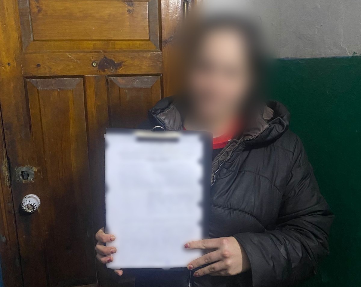 Отримувала гроші на трьох дітей і витрачала на себе горе-мати на Харківщині