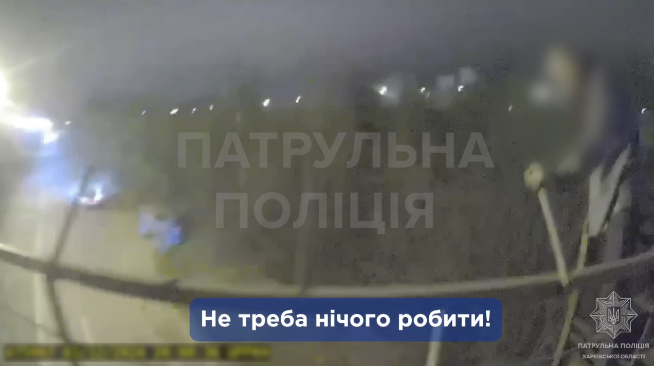 Чоловік у Харкові збирався вкоротити собі віку, стрибнувши з мосту (відео)