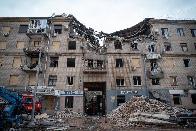 Відновлюватимуть будинок: до 31 грудня 2026 року в Харкові перекриють центр