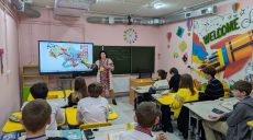 Подсчитали, сколько детей до 18 лет учатся в Харькове и области: статистика