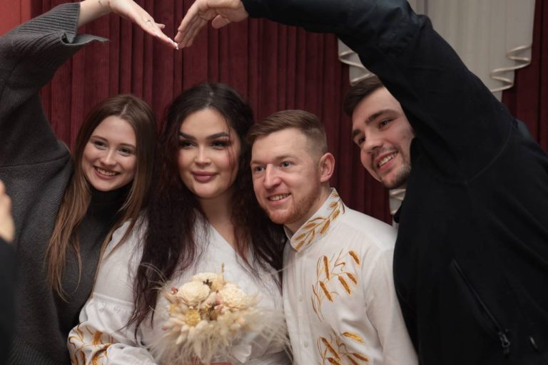 Как женятся на Харьковщине: за месяц – более 600 браков