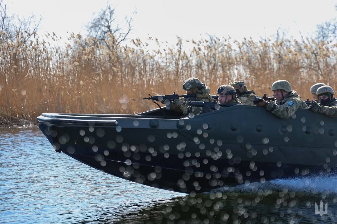 Два боя идут на Харьковщине, РФ наступала 12 раз – данные Генштаба на 16:00