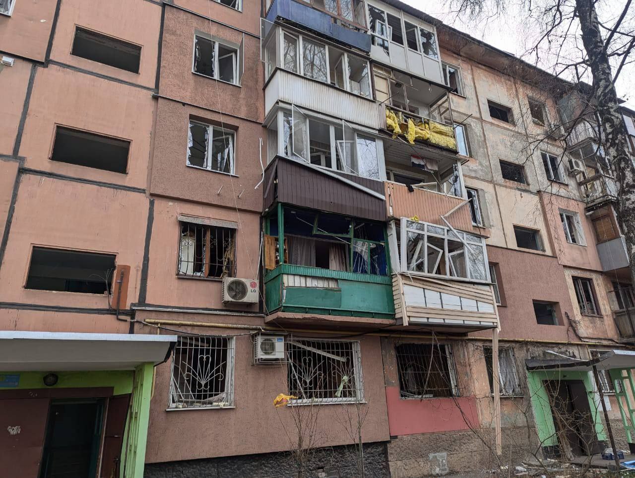 Вранці РФ ракетами атакувала Кривий Ріг: відомо про загиблу та постраждалих