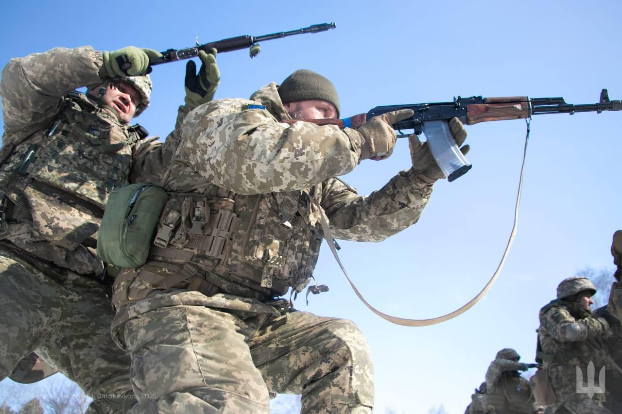 Вісім авіаударів і понад пів сотні обстрілів – ОТУВ «Харків» про добу