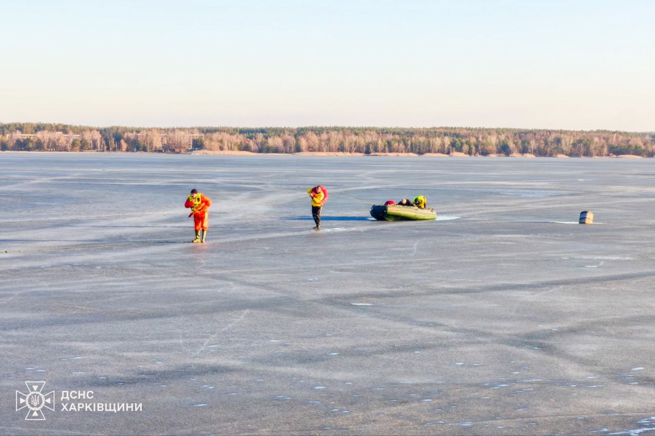 Лід на водоймах – небезпечний: рятувальники звернулися до мешканців Харківщини